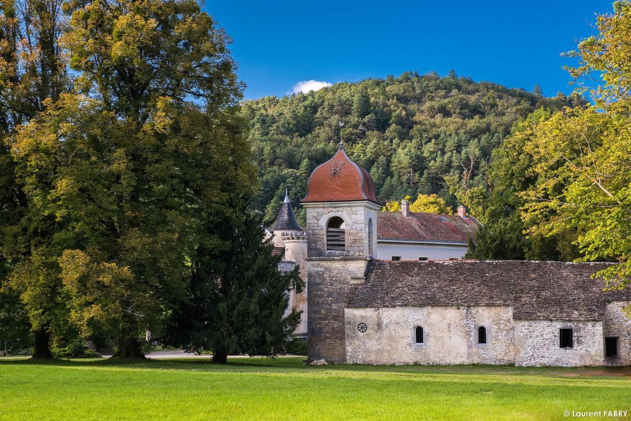 Chateau De Maillat Luaran gambar